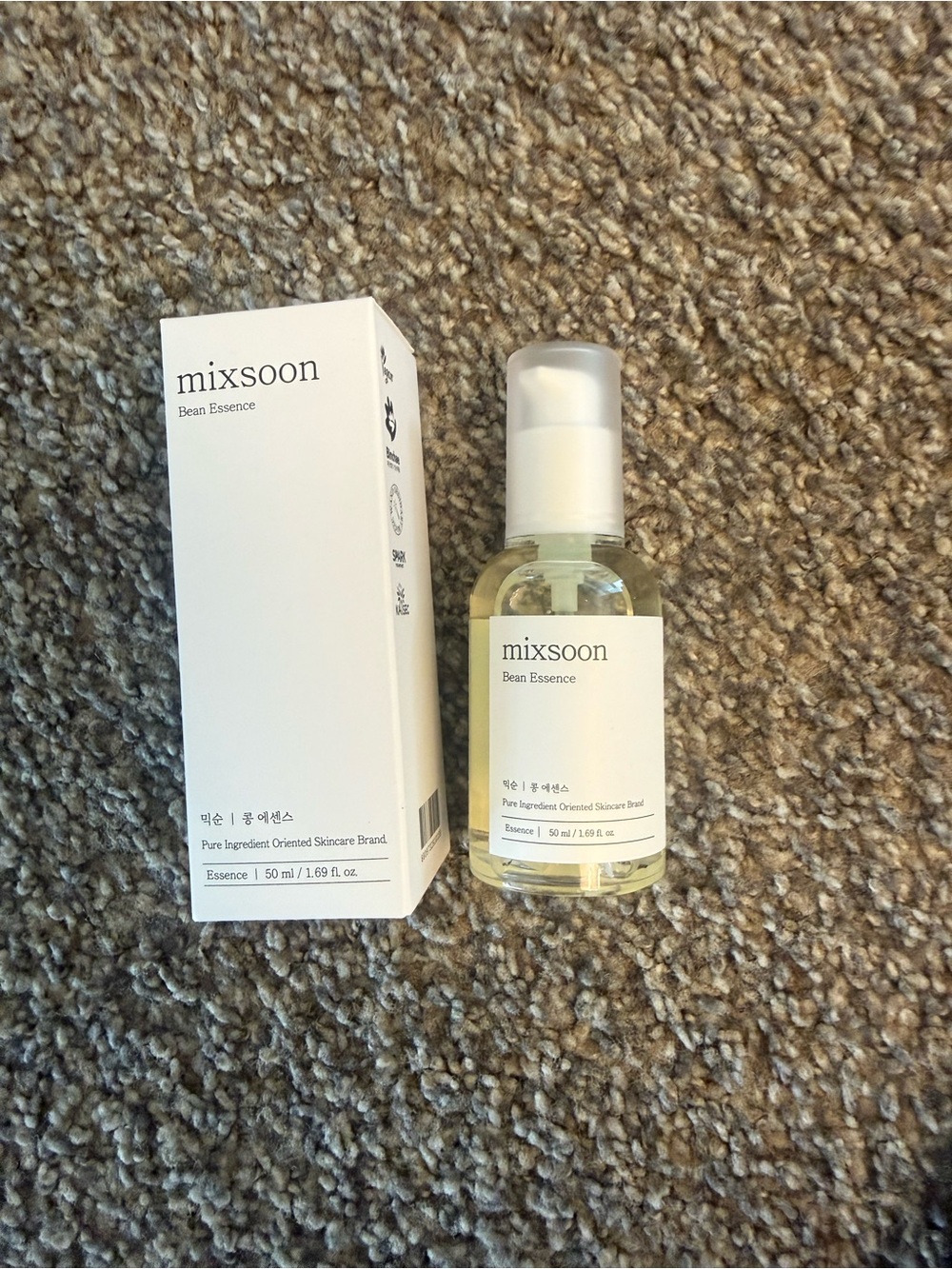 Bean Essence Lightweight Hydrating Essence